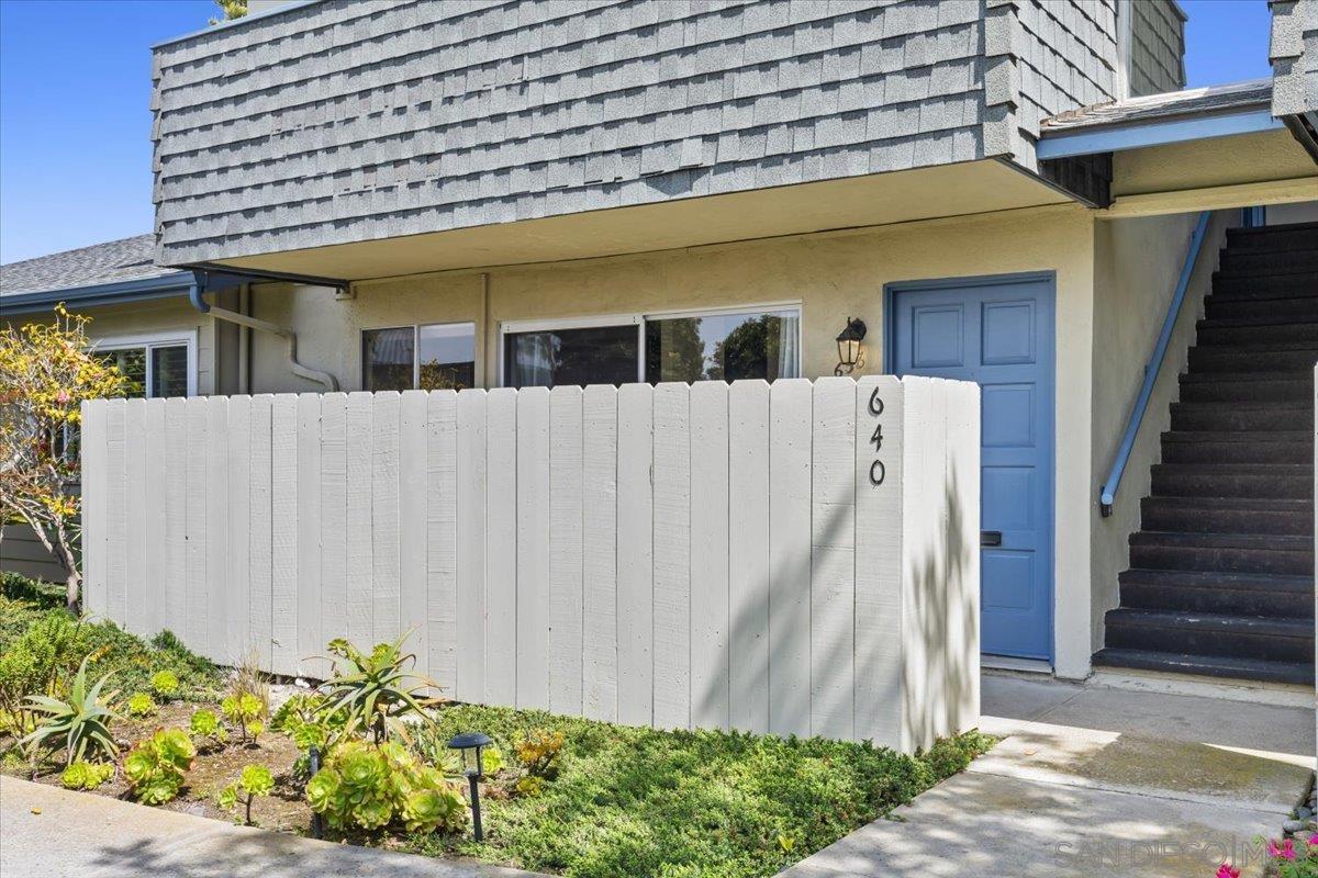 638 E Solana Cir