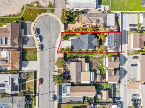 523  9th St Imperial Beach CA 91932