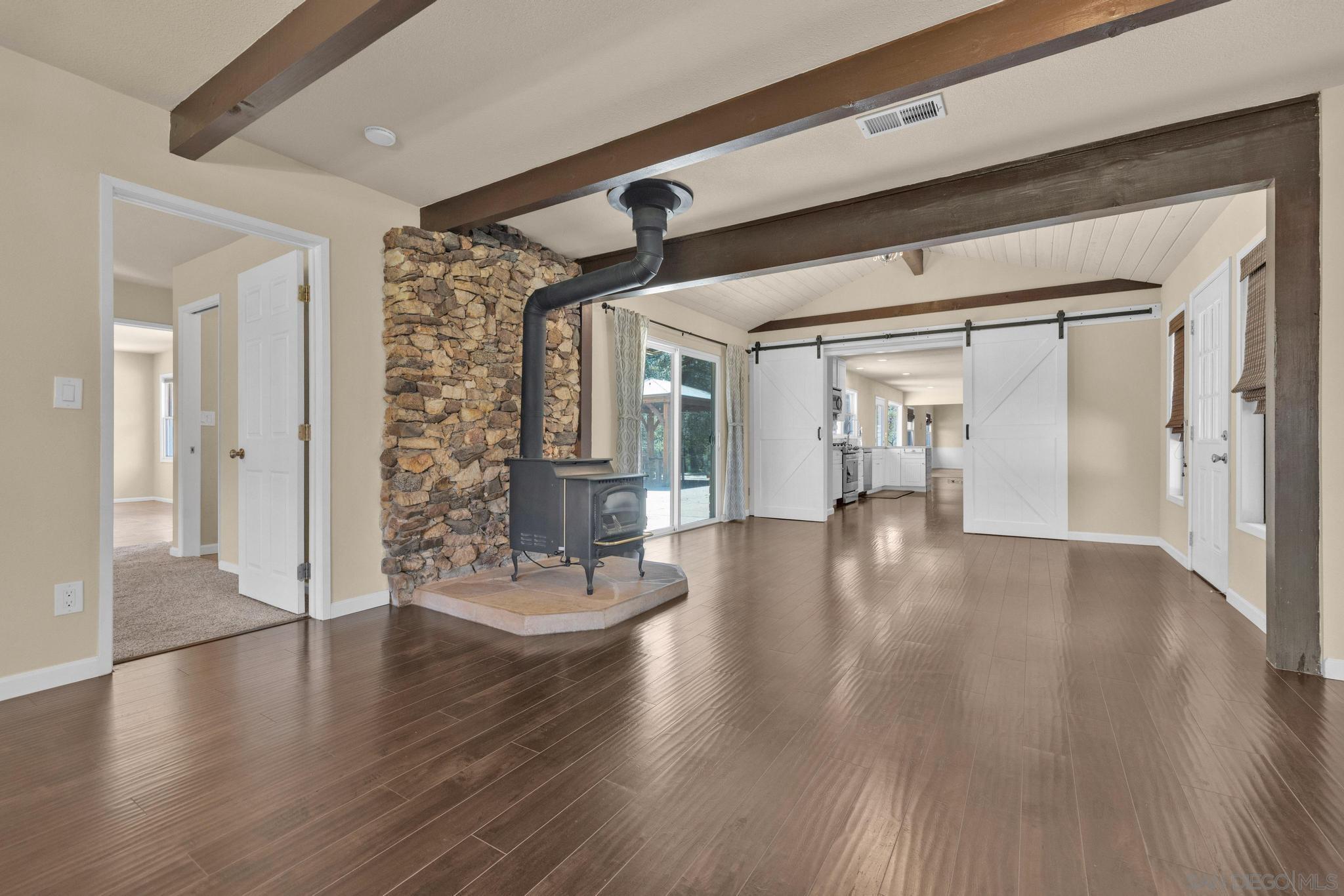 4839  Meadowridge Rd