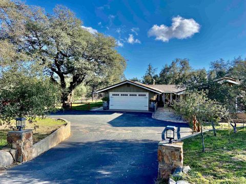 4839  Meadowridge Rd Santa Ysabel CA 92070