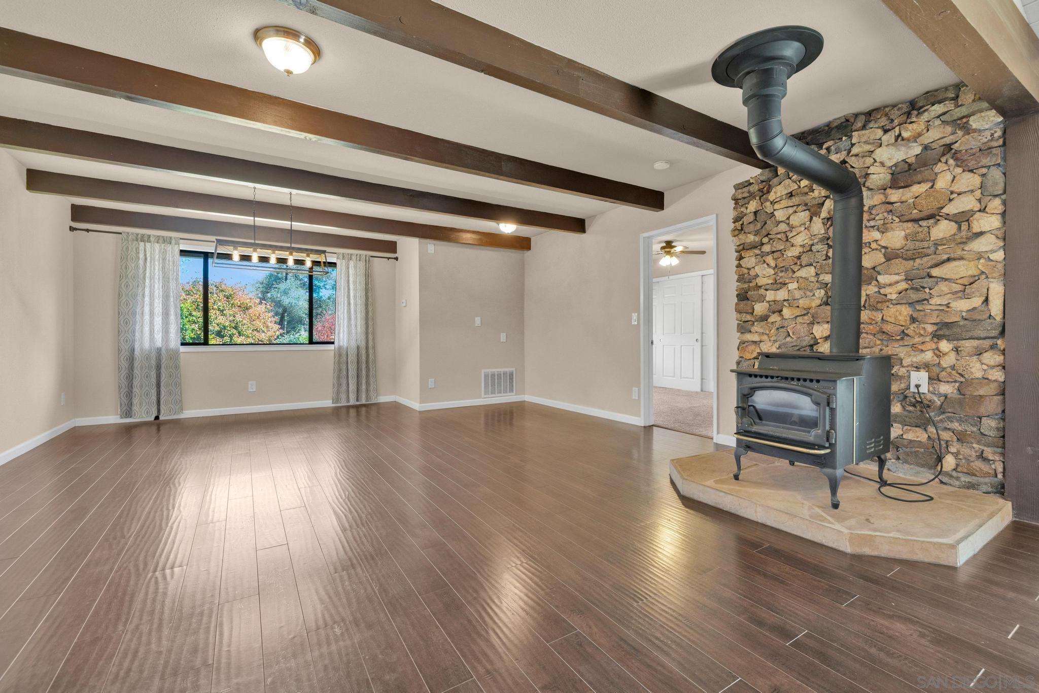4839  Meadowridge Rd