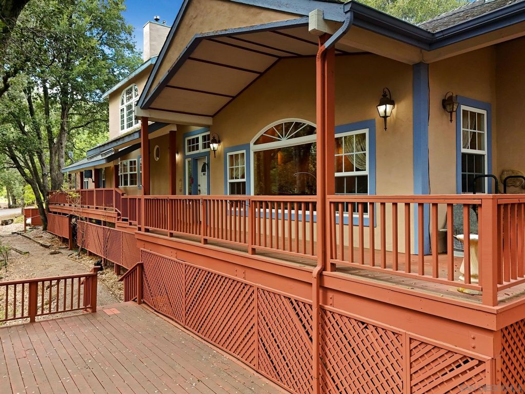 Photo of 4673 Evenstar Ln, Julian, CA 92036 (MLS # 250026235)