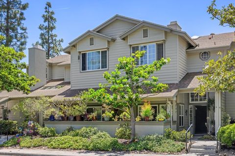 3014  Old Bridgeport Way San Diego CA 92109