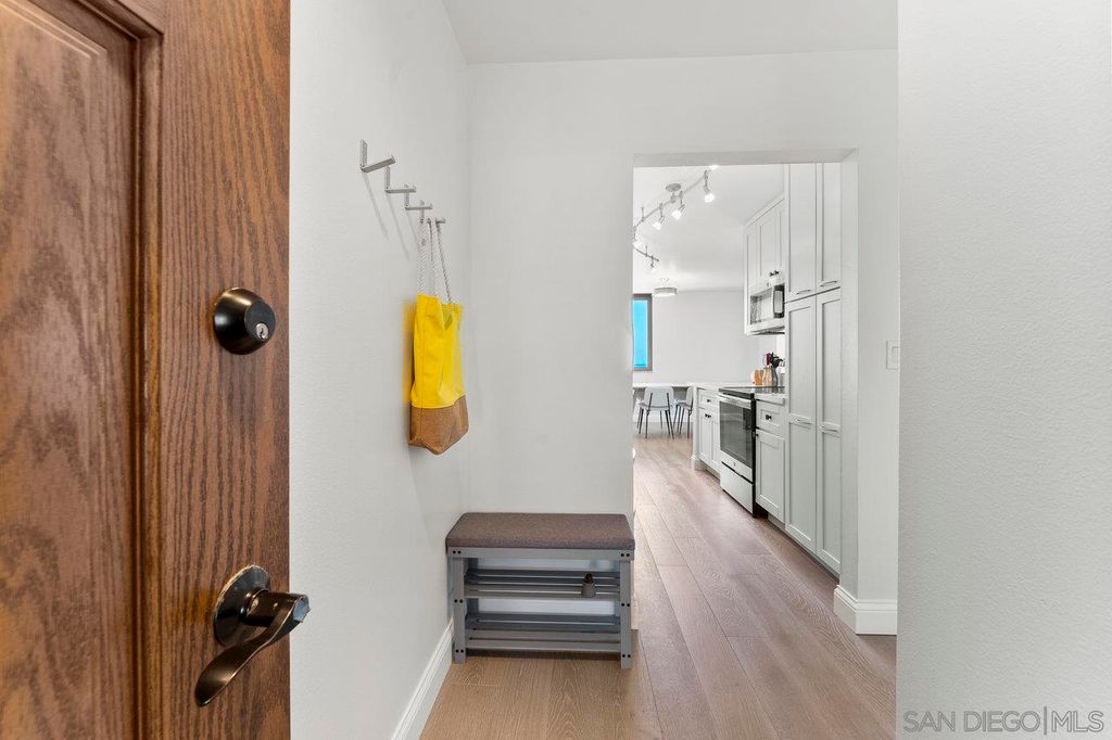 Photo of 909 Coast Blvd #26, La Jolla, CA 92037 (MLS # 250027445)