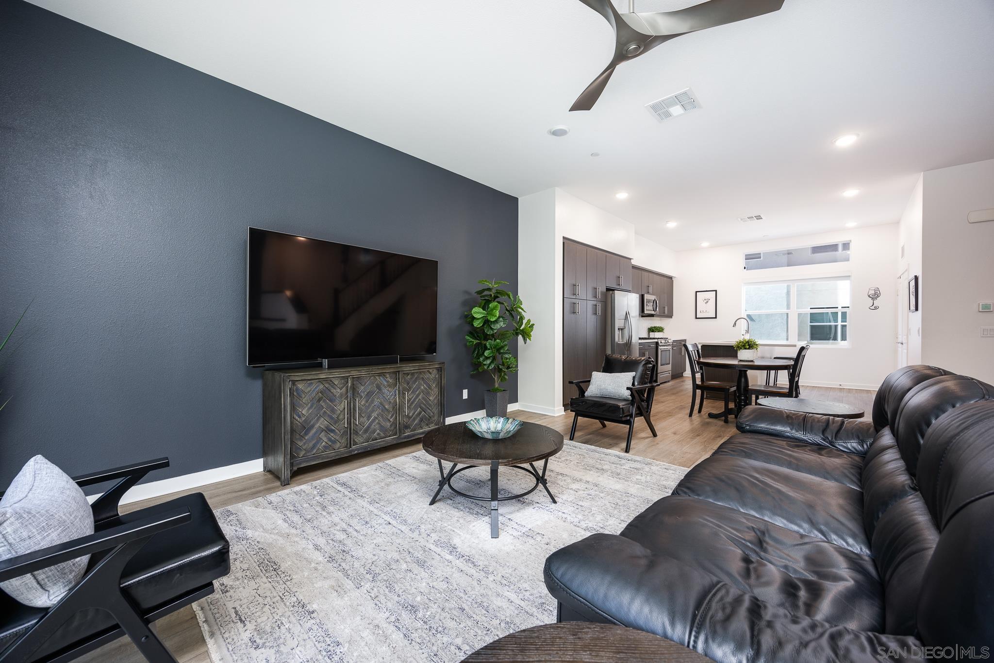10402 Harlow Cir 43