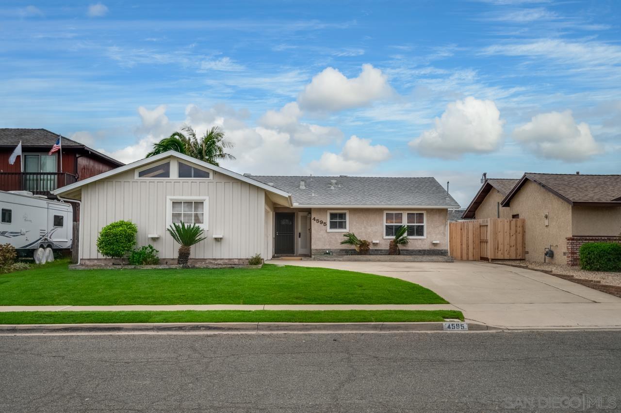 4595 Mount Bigelow Dr