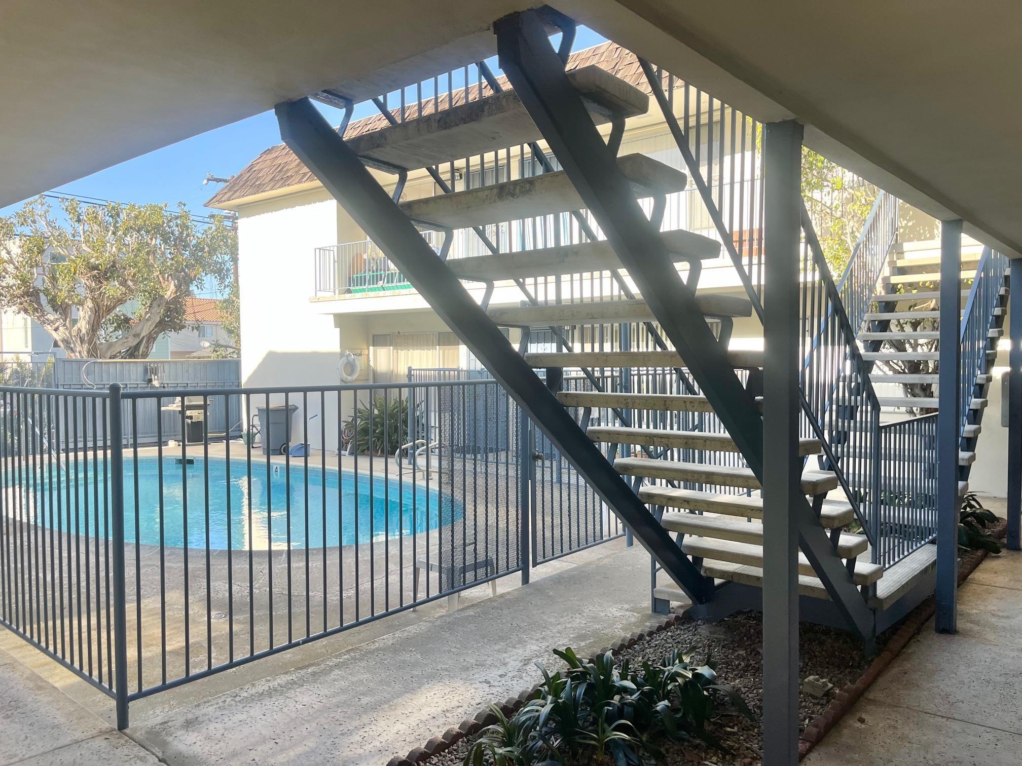 2707 Camulos Street