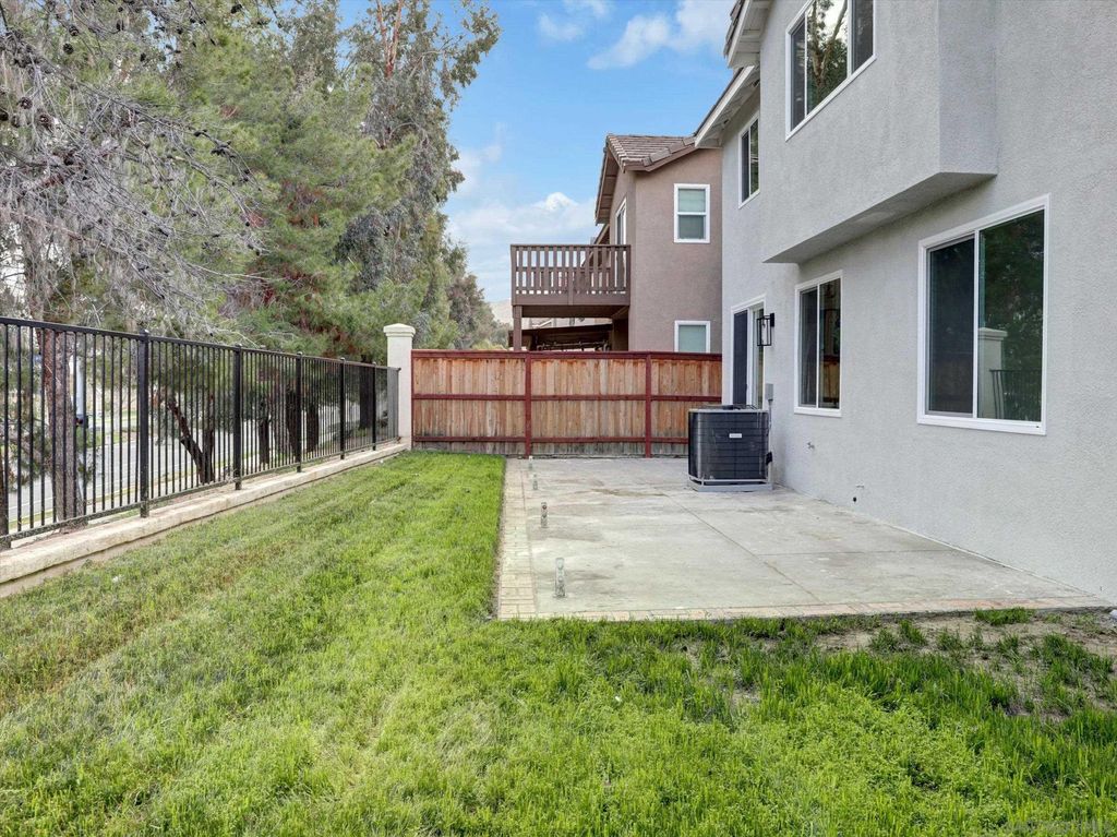listing image 44