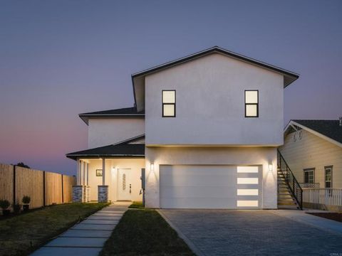113 2nd Ave Chula Vista CA 91910