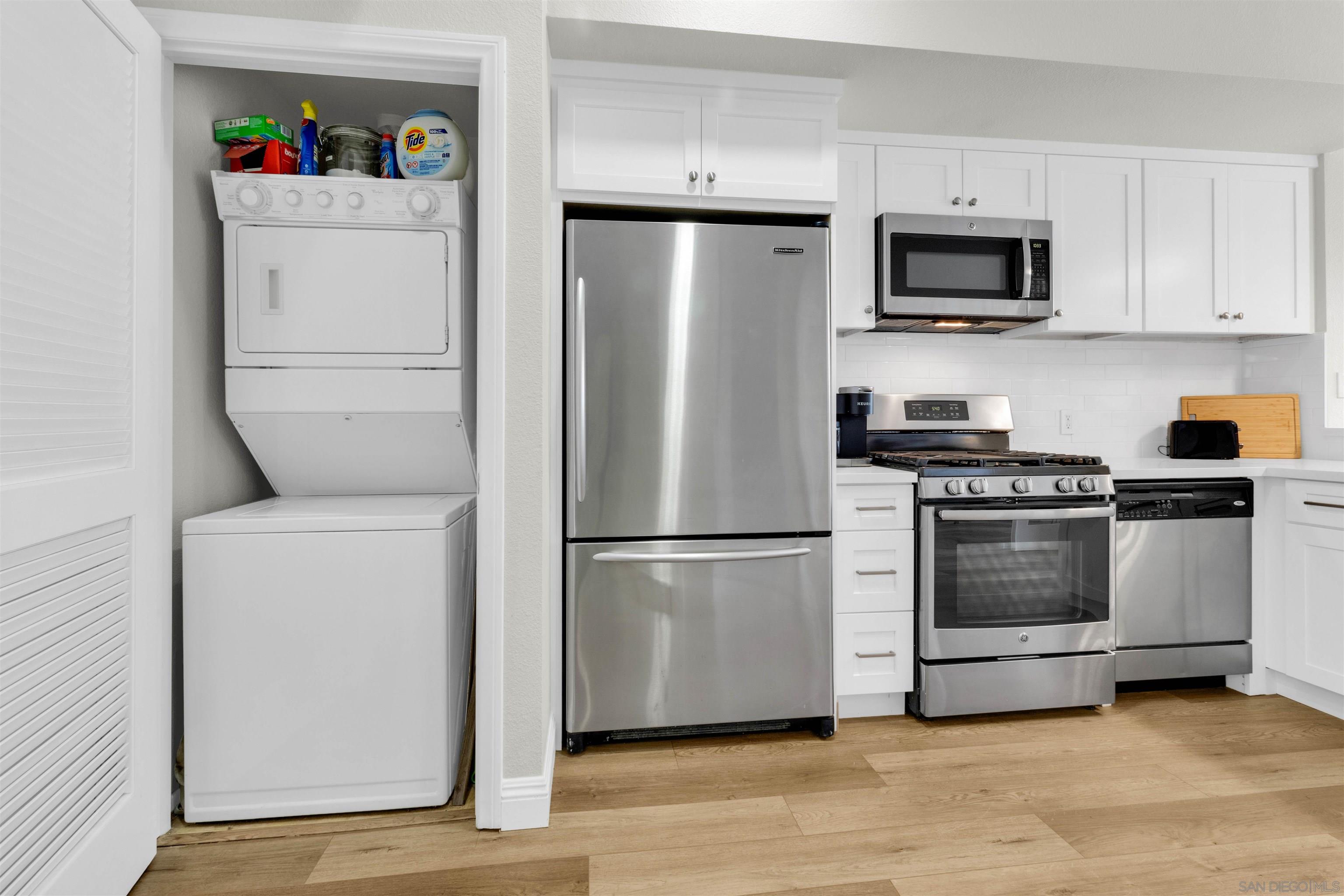 445 Island Ave 303