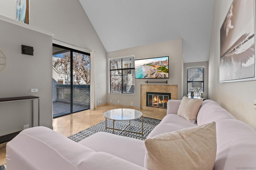 Photo for 2236 River Run Dr #234, San Diego, CA 92108 (MLS # 240007506)