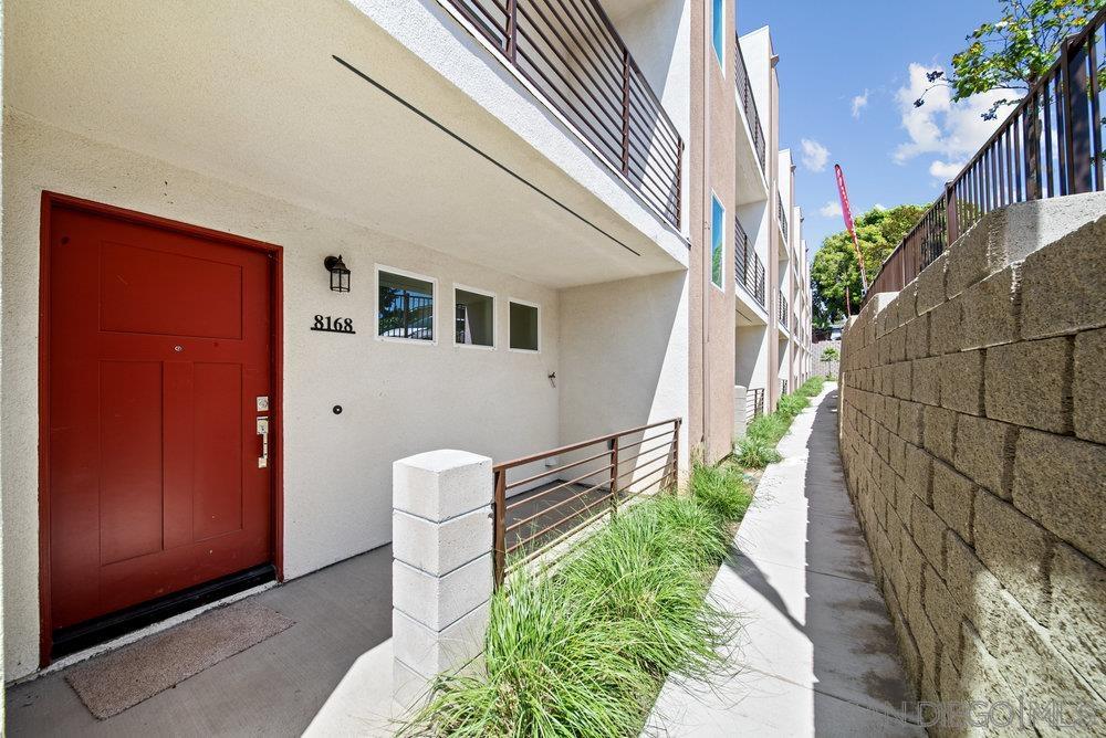 8168 Golden Ave