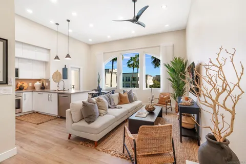 1270 Cleveland Ave Unit L310, San Diego, CA 92103 - #: 250021242