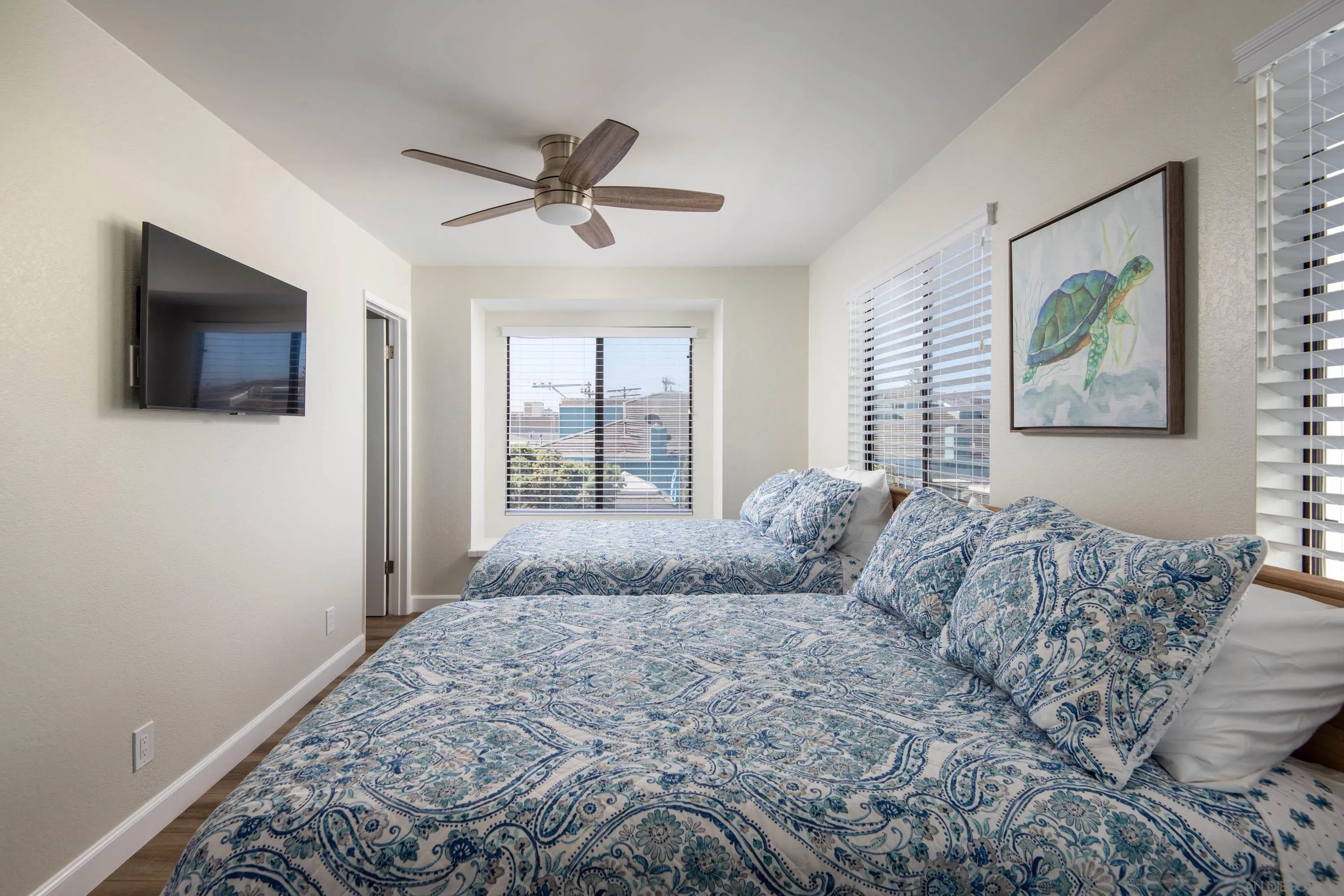 San Diego, California 92109, United States, 3 Bedrooms Bedrooms, ,4 BathroomsBathrooms,Residential,Active,132908