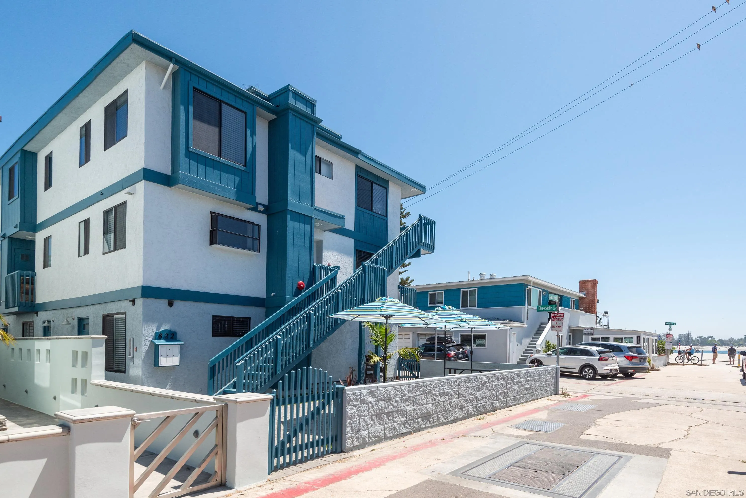 San Diego, California 92109, United States, 3 Bedrooms Bedrooms, ,4 BathroomsBathrooms,Residential,Active,132908