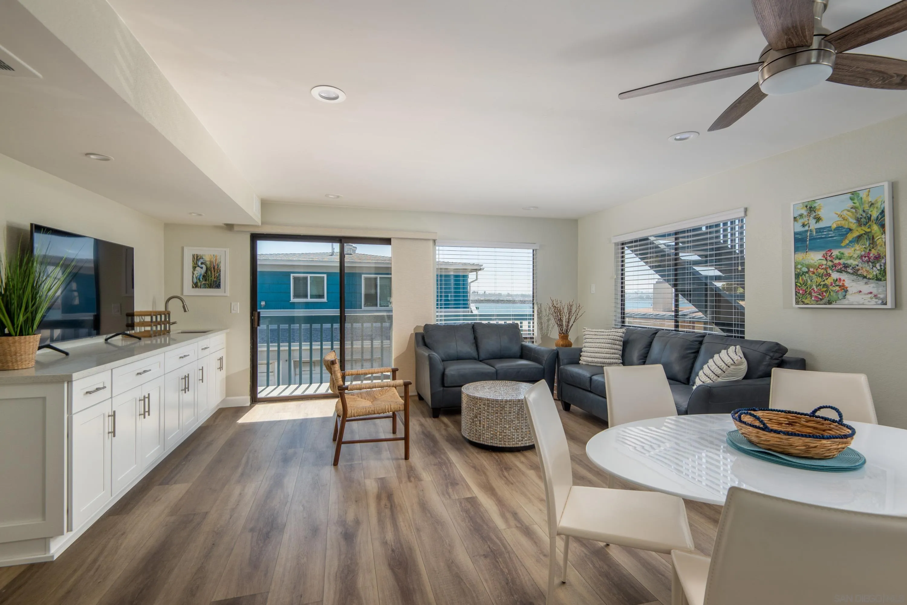 San Diego, California 92109, United States, 3 Bedrooms Bedrooms, ,4 BathroomsBathrooms,Residential,Active,132908