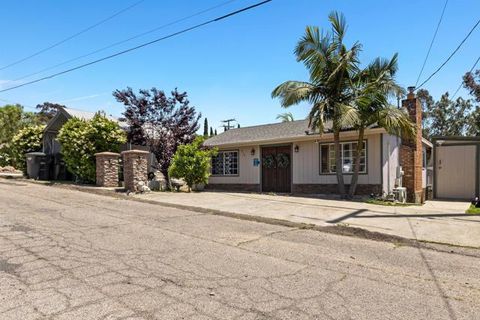 310 Lila Lane El Cajon CA 92021