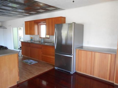 2003 Bayview Hts San Diego CA 92105