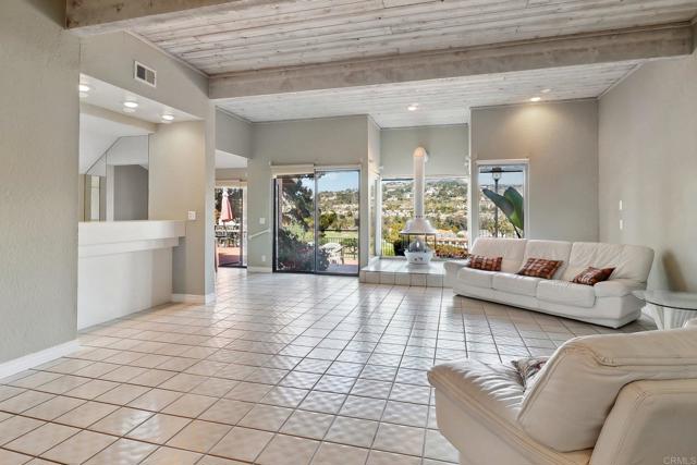 2804 La Costa Ave