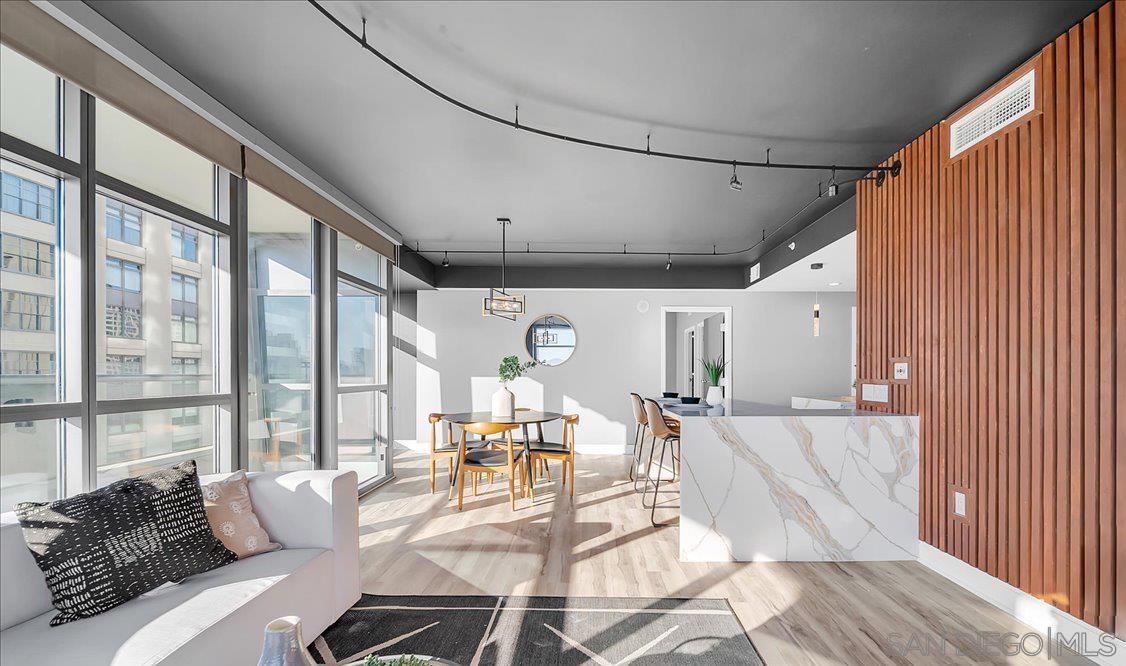 645 Front St 1001