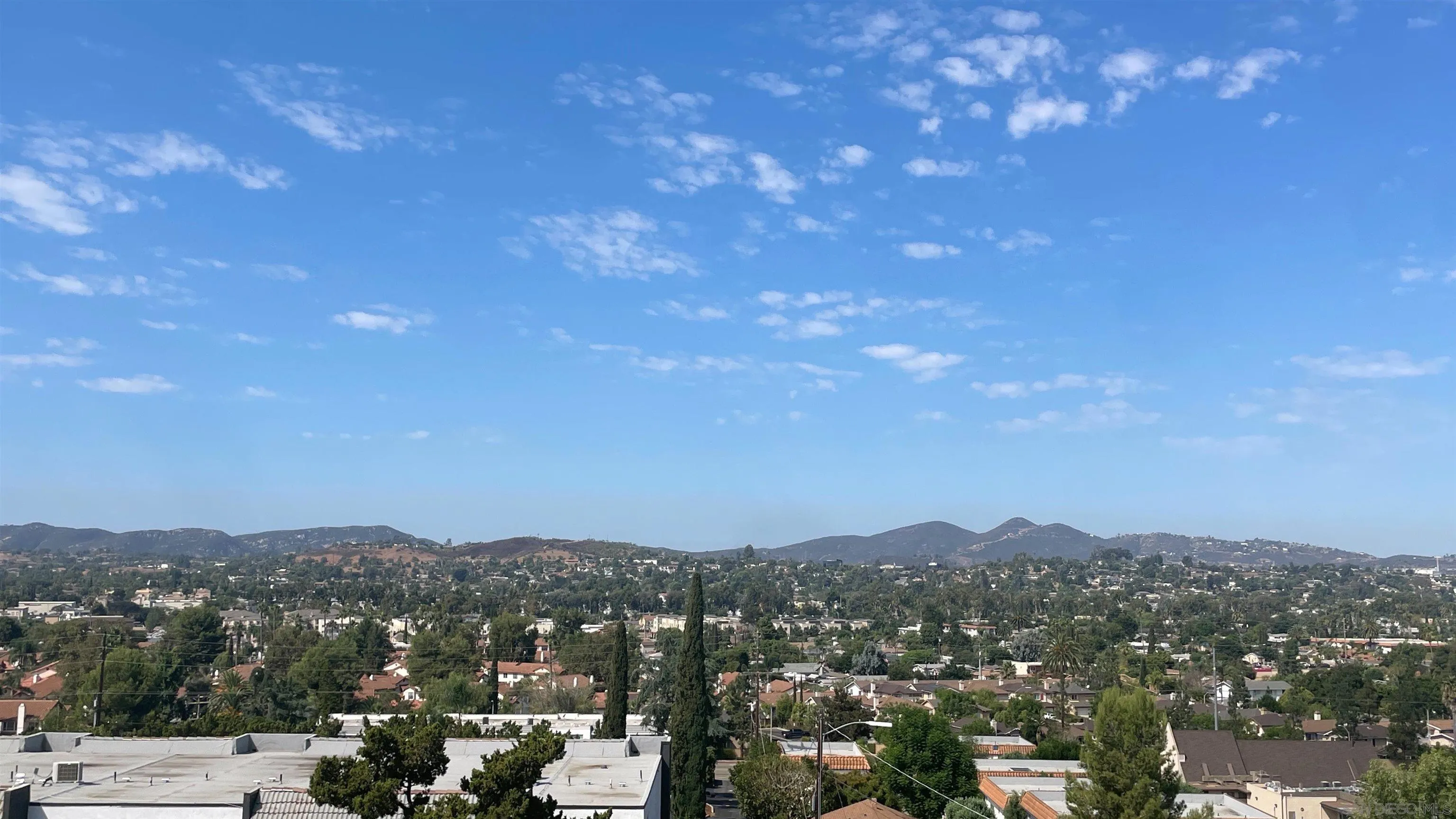 Escondido, California 92025, United States, 5 Bedrooms Bedrooms, ,4 BathroomsBathrooms,Residential,Active,67311