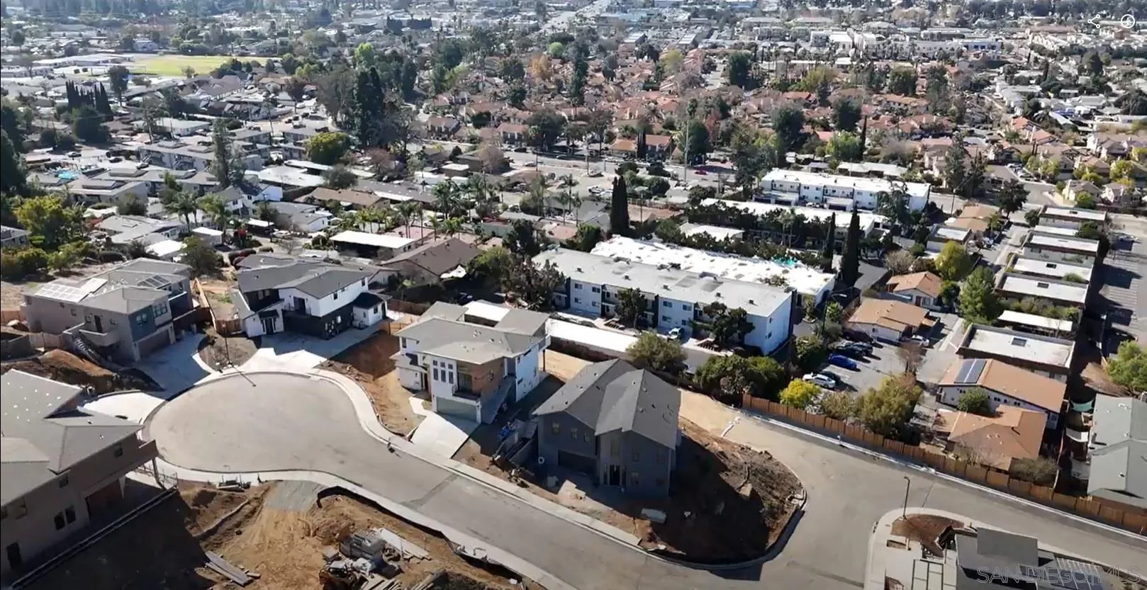 Escondido, California 92025, United States, 5 Bedrooms Bedrooms, ,4 BathroomsBathrooms,Residential,Active,67311