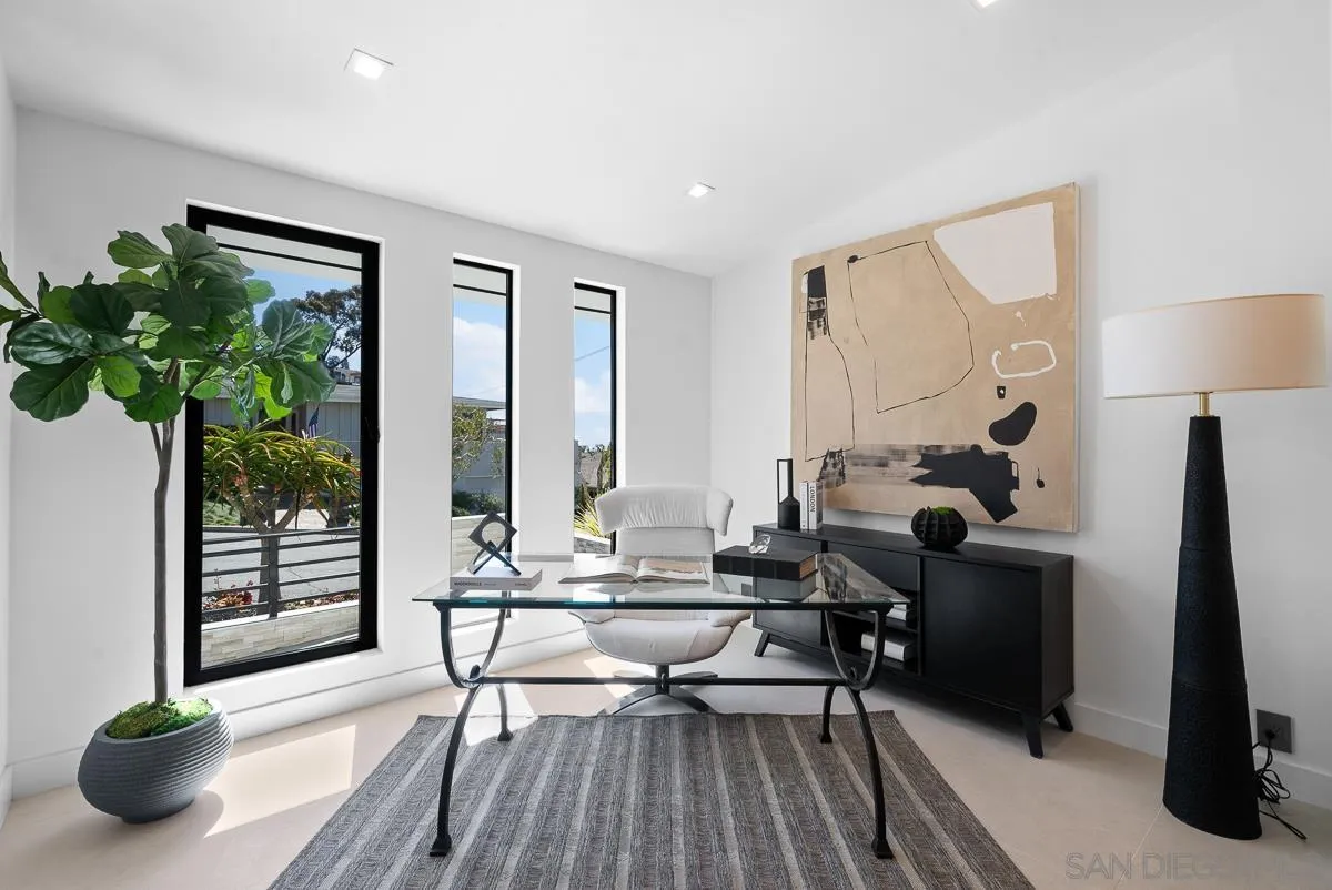 La Jolla, California 92037, United States, 4 Bedrooms Bedrooms, ,5 BathroomsBathrooms,Residential,Pending,85430