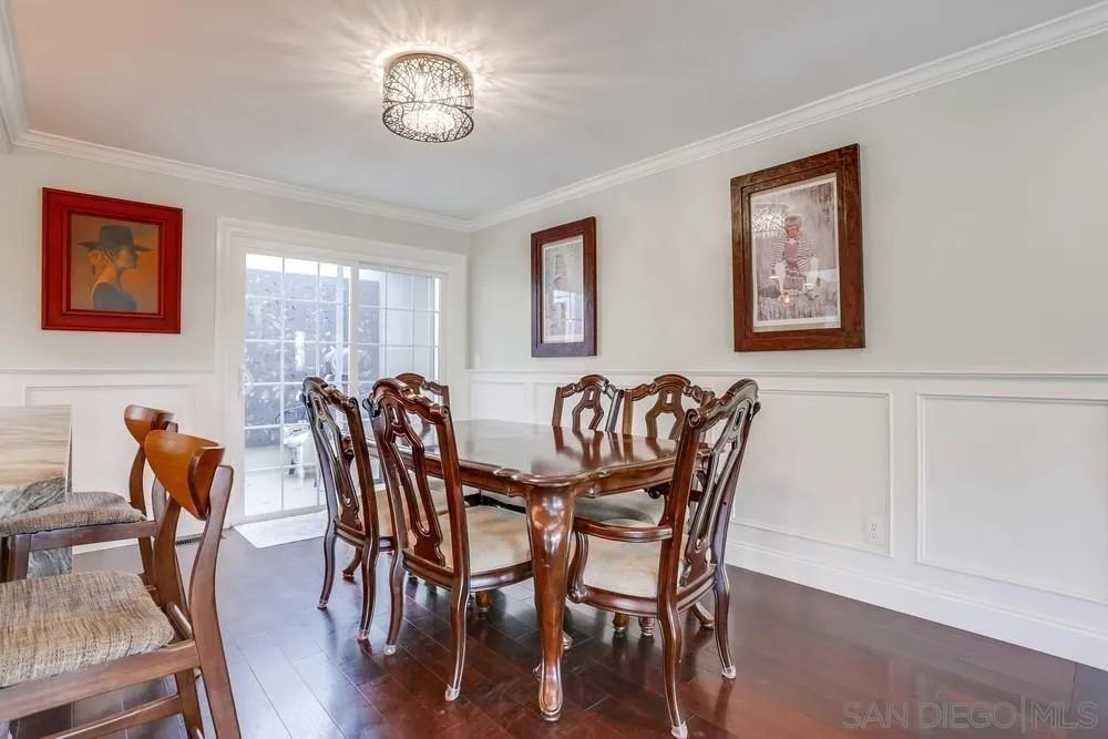 Vista, California 92084, United States, 3 Bedrooms Bedrooms, ,3 BathroomsBathrooms,Residential,Active,125815