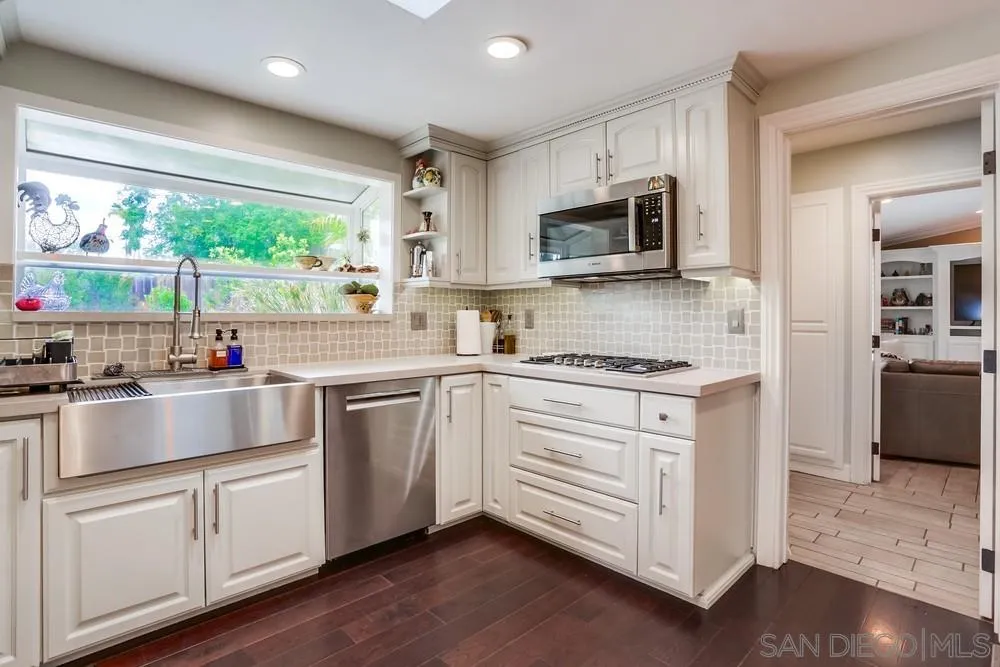 Vista, California 92084, United States, 3 Bedrooms Bedrooms, ,3 BathroomsBathrooms,Residential,Active,125815