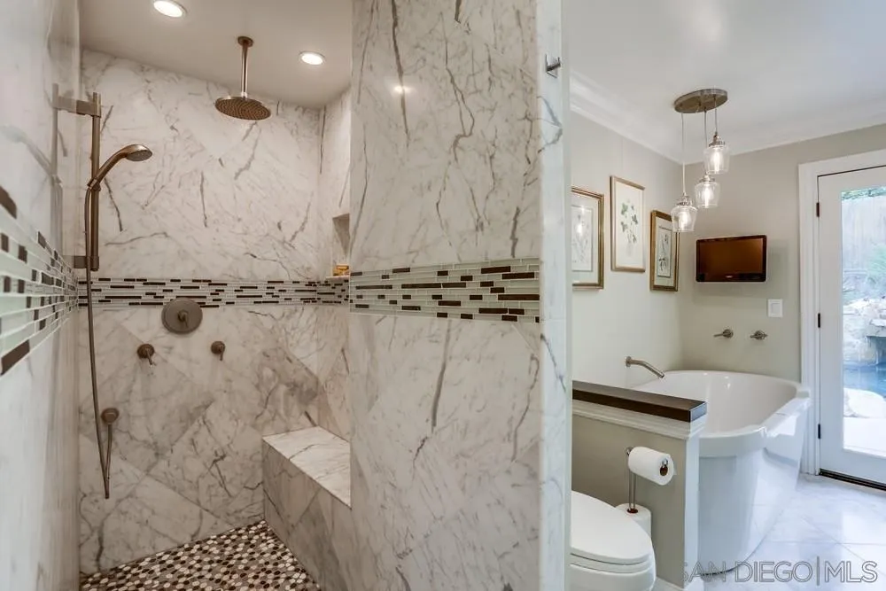 Vista, California 92084, United States, 3 Bedrooms Bedrooms, ,3 BathroomsBathrooms,Residential,Active,125815