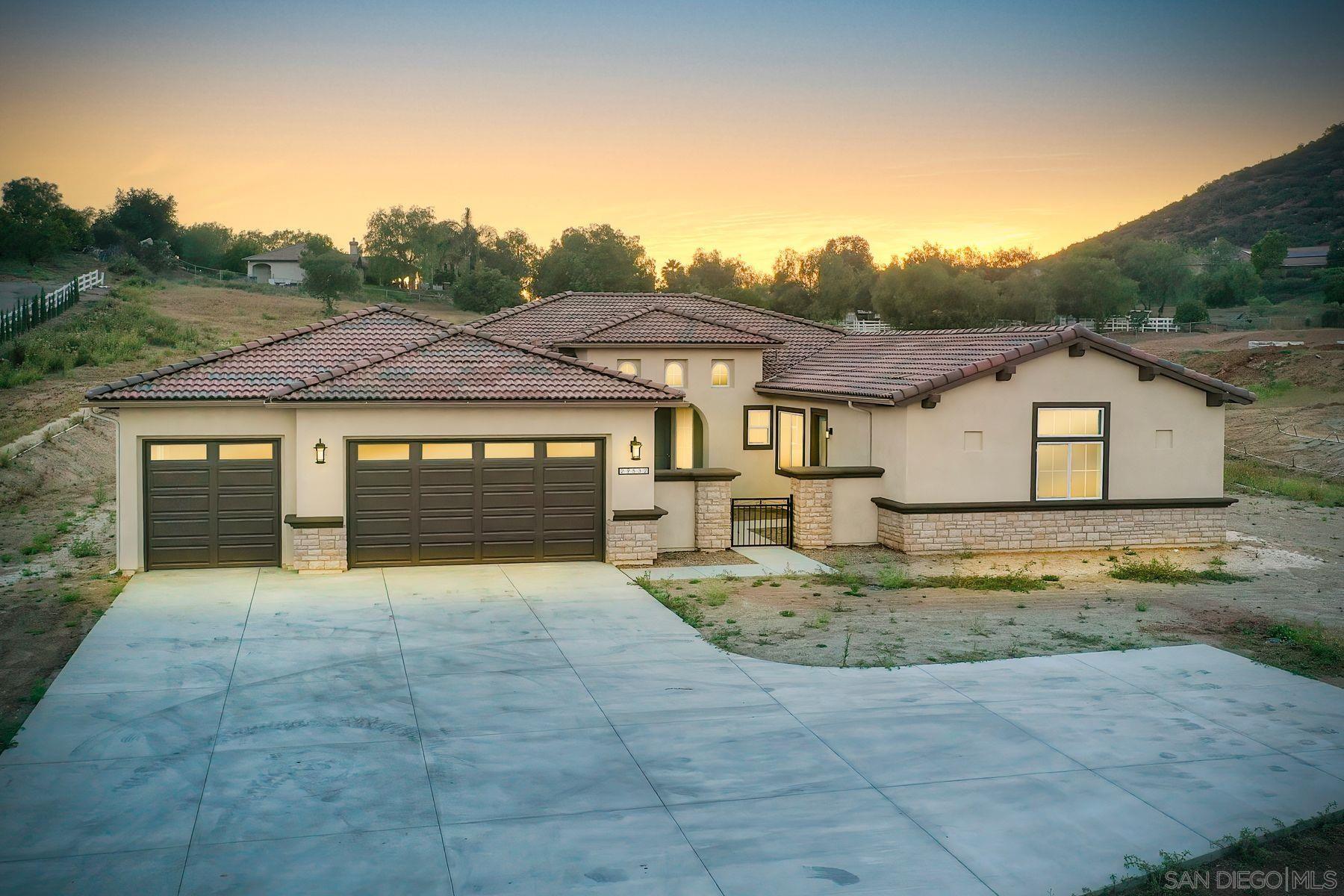 29532 Viking View Ln