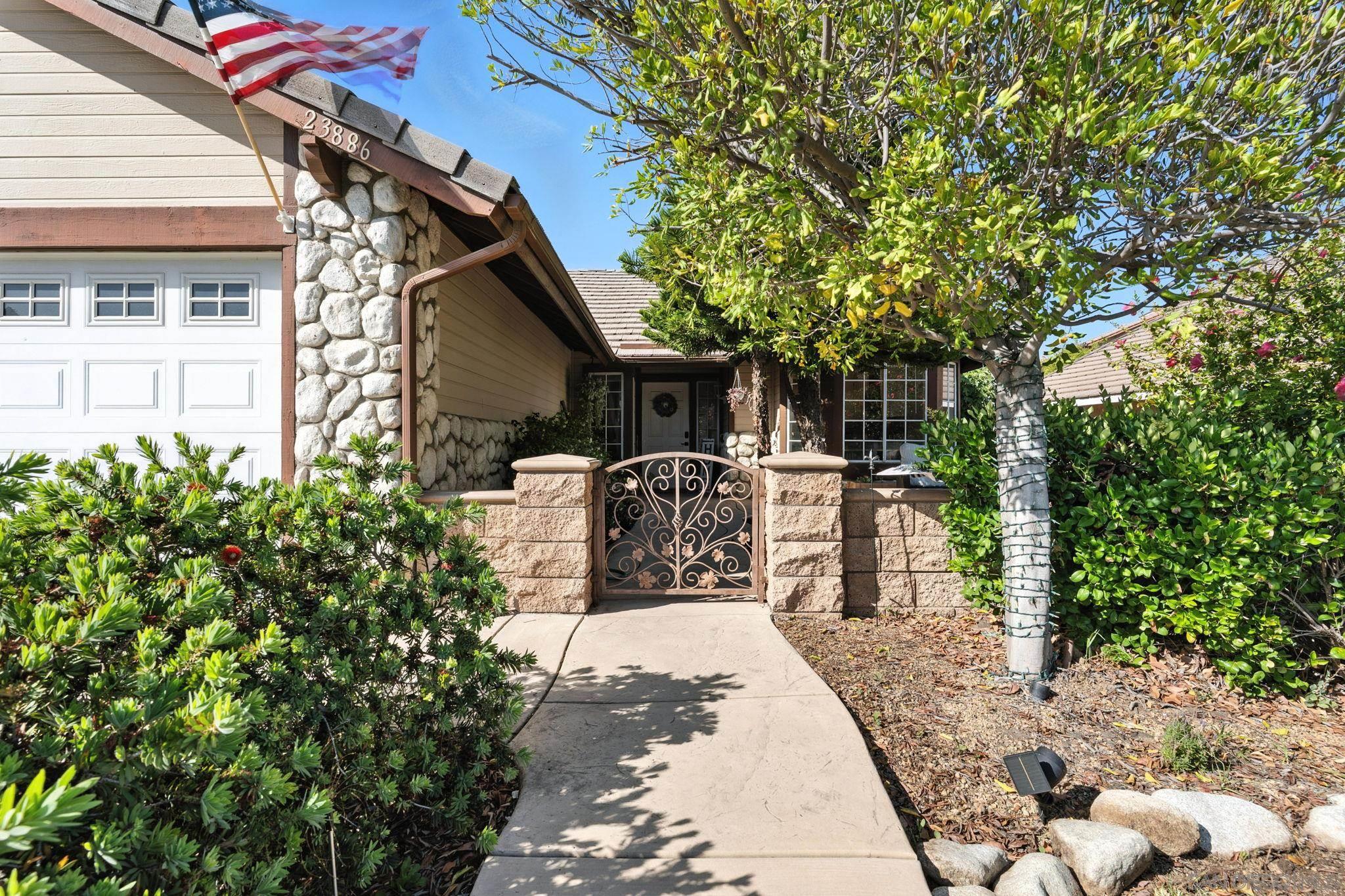 23886 Red Clover Cir