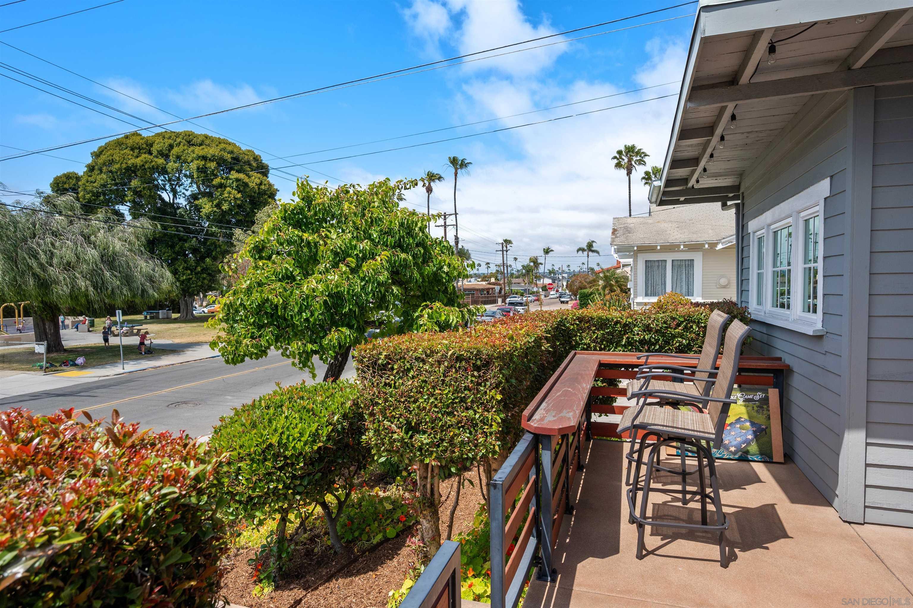 1971 Ebers Street