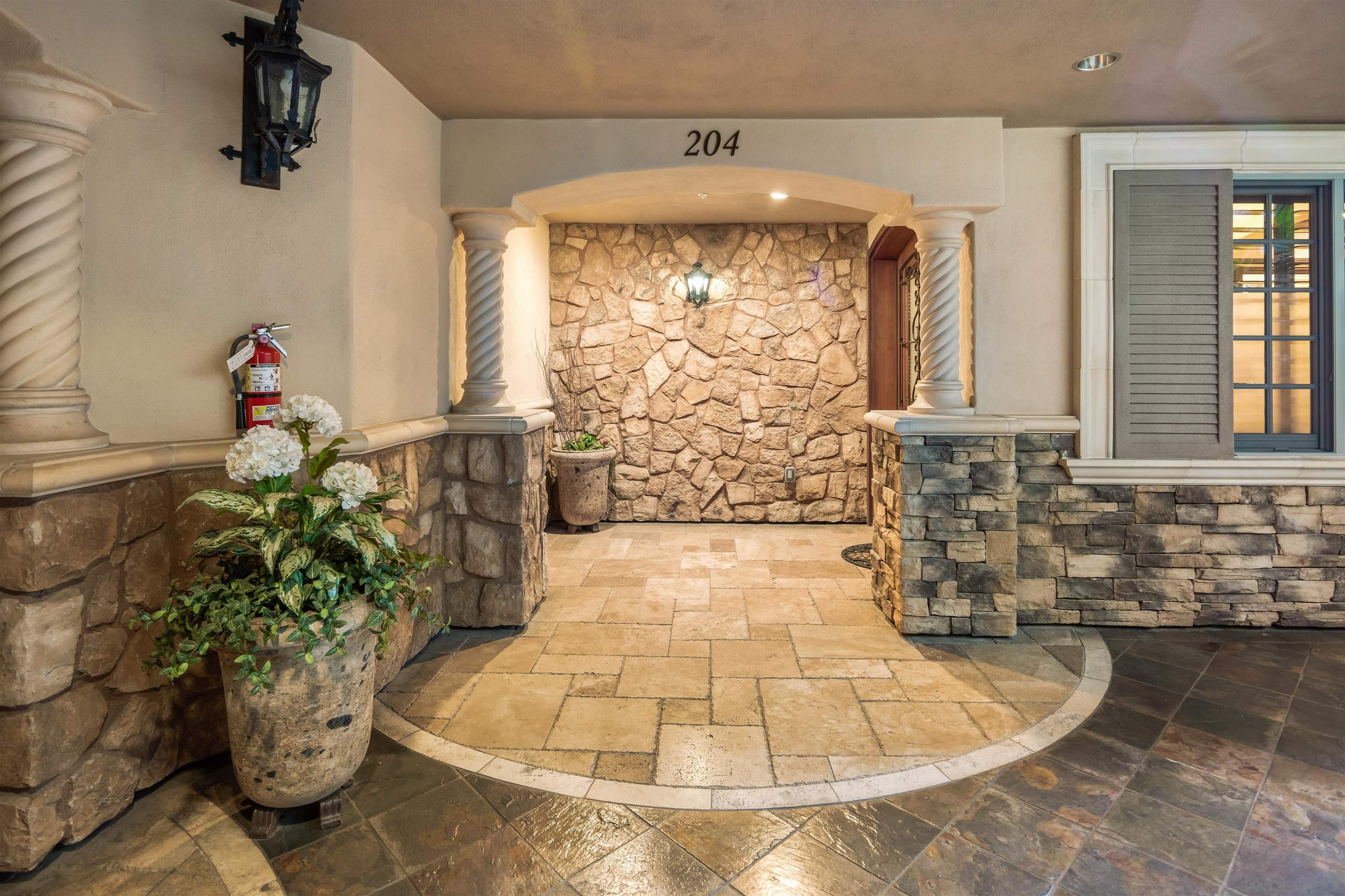 120 C Street #204