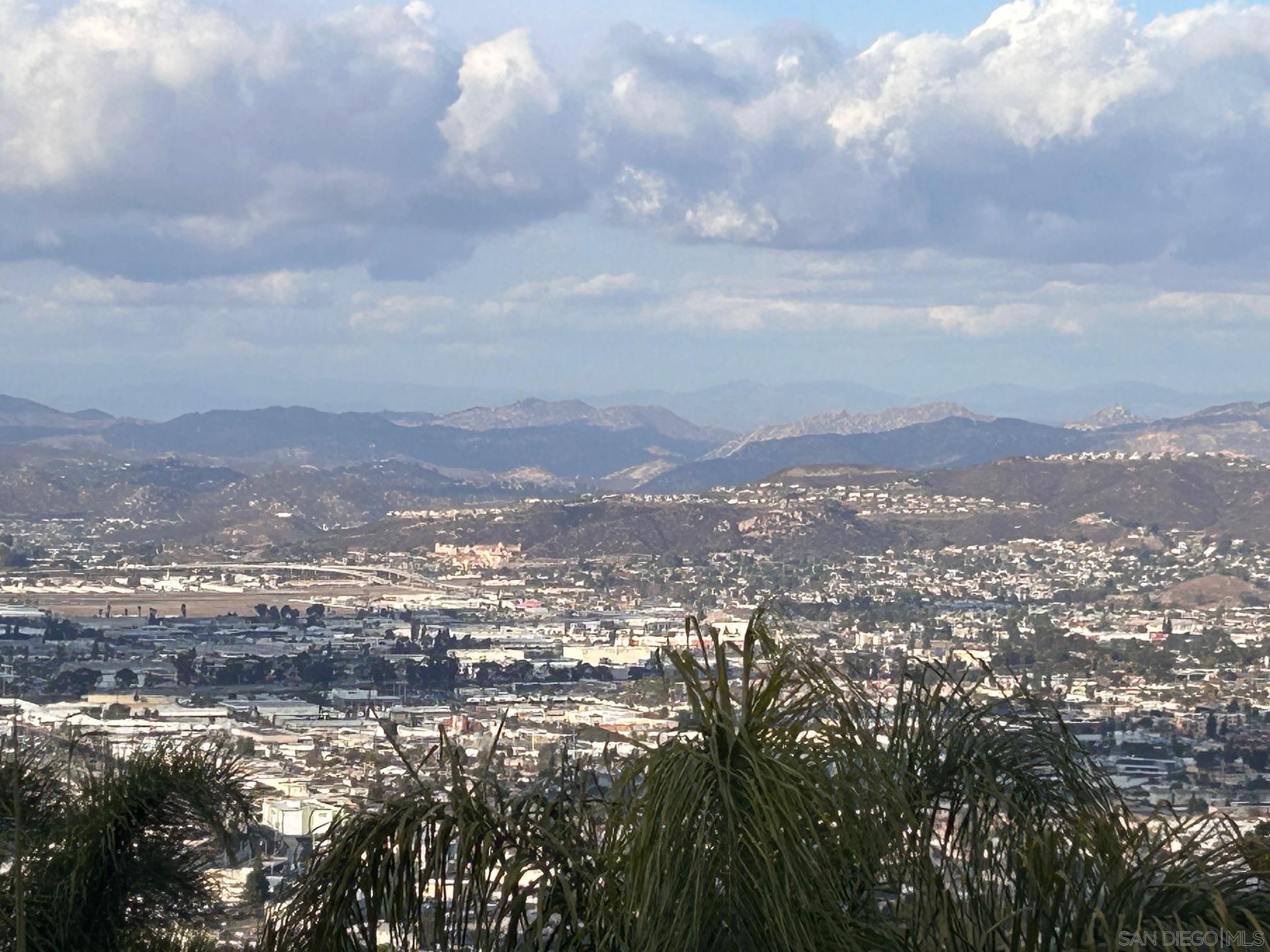 4742 Mt. Helix Drive