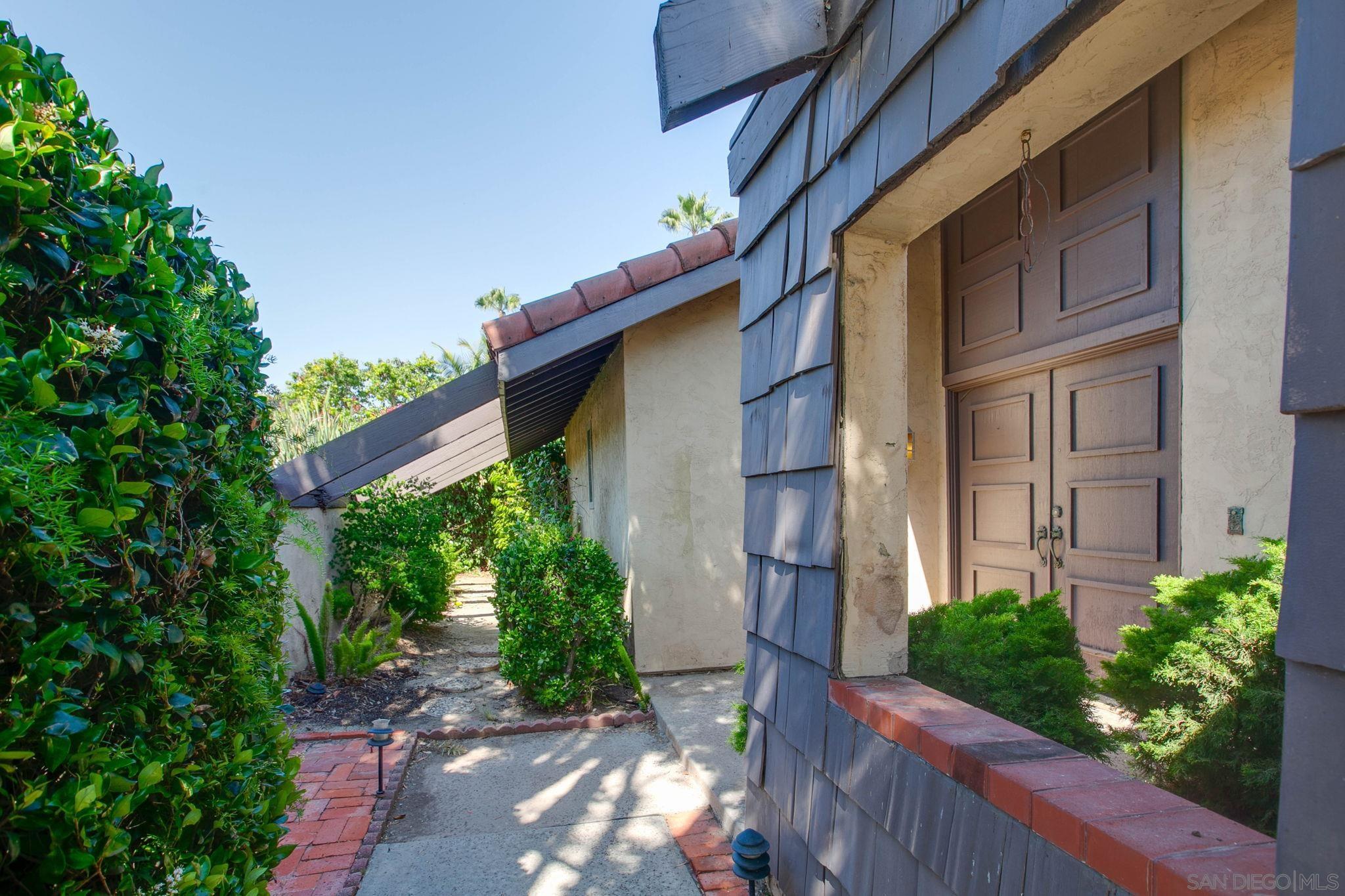 3265 Casa Bonita Drive