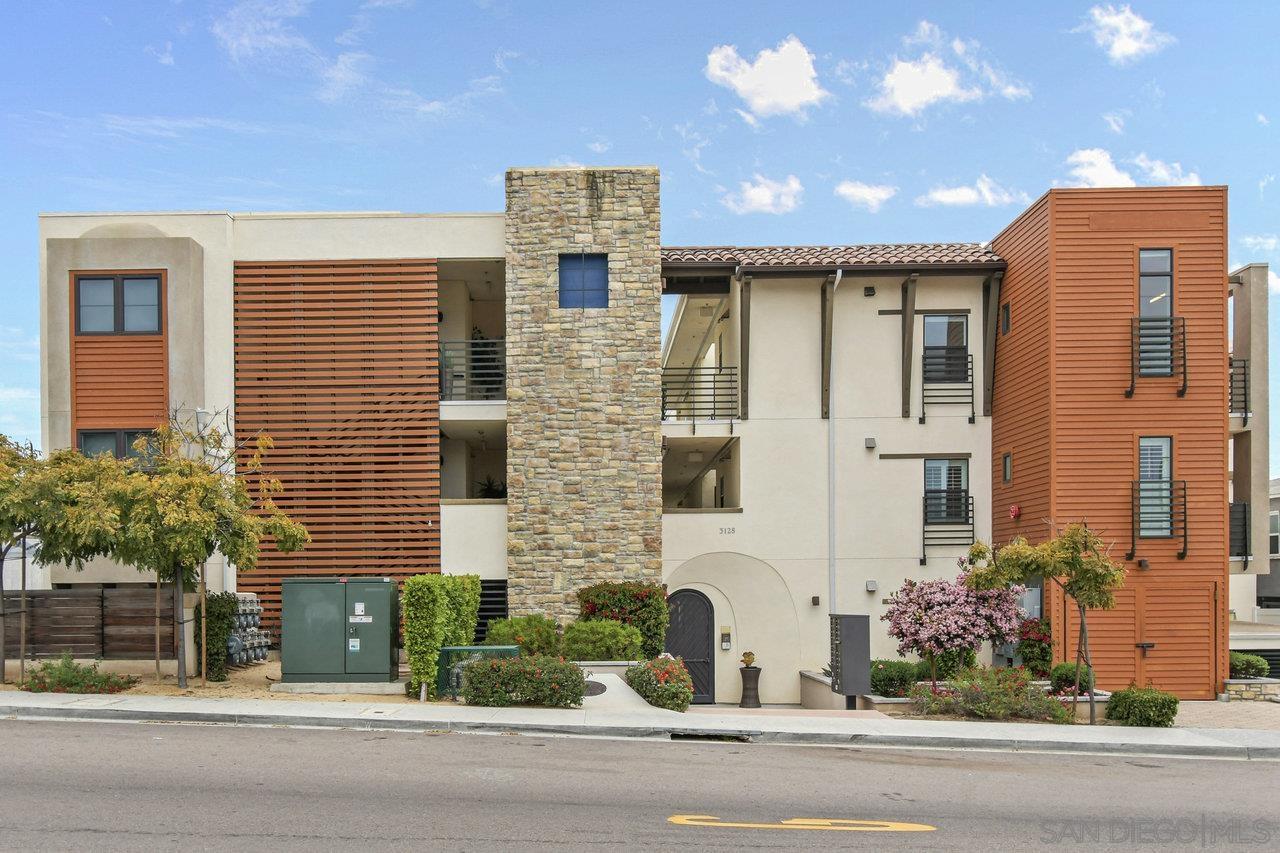 3128 Canon St 301