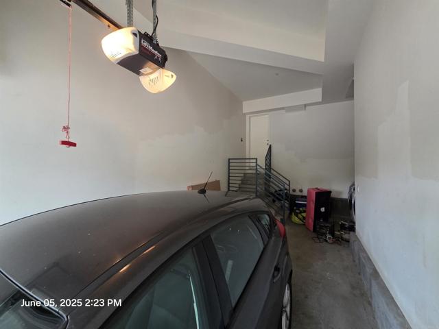 1760 E PALOMAR Street