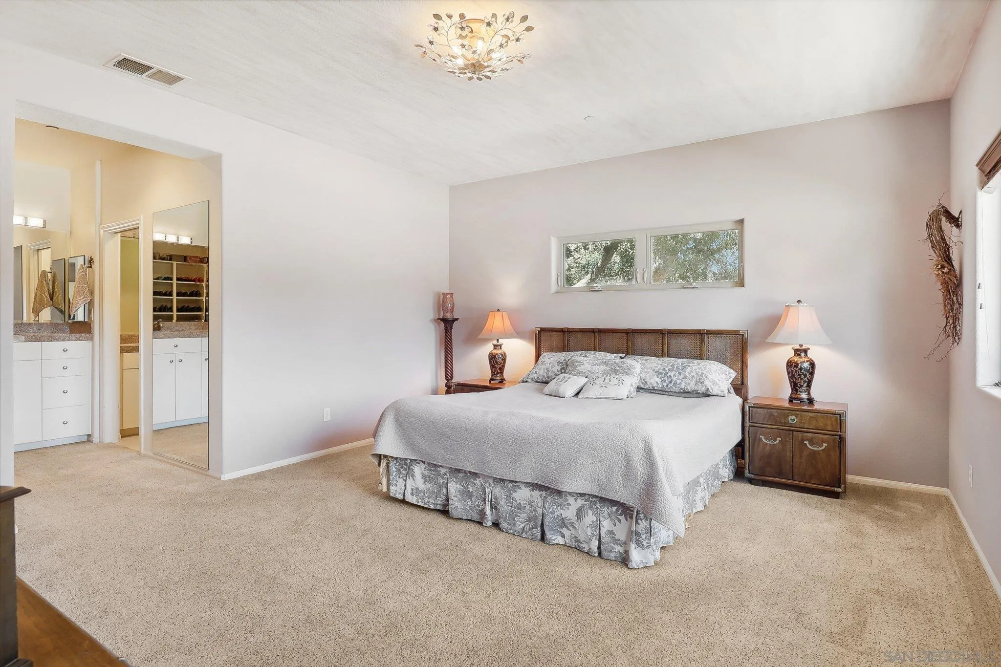 Alpine, California 91901, United States, 3 Bedrooms Bedrooms, ,3 BathroomsBathrooms,Residential,Active,46042