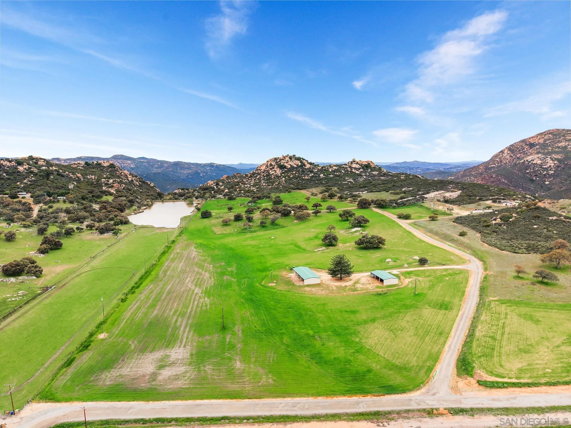 Alpine, California 91901, United States, 3 Bedrooms Bedrooms, ,3 BathroomsBathrooms,Residential,Active,46042