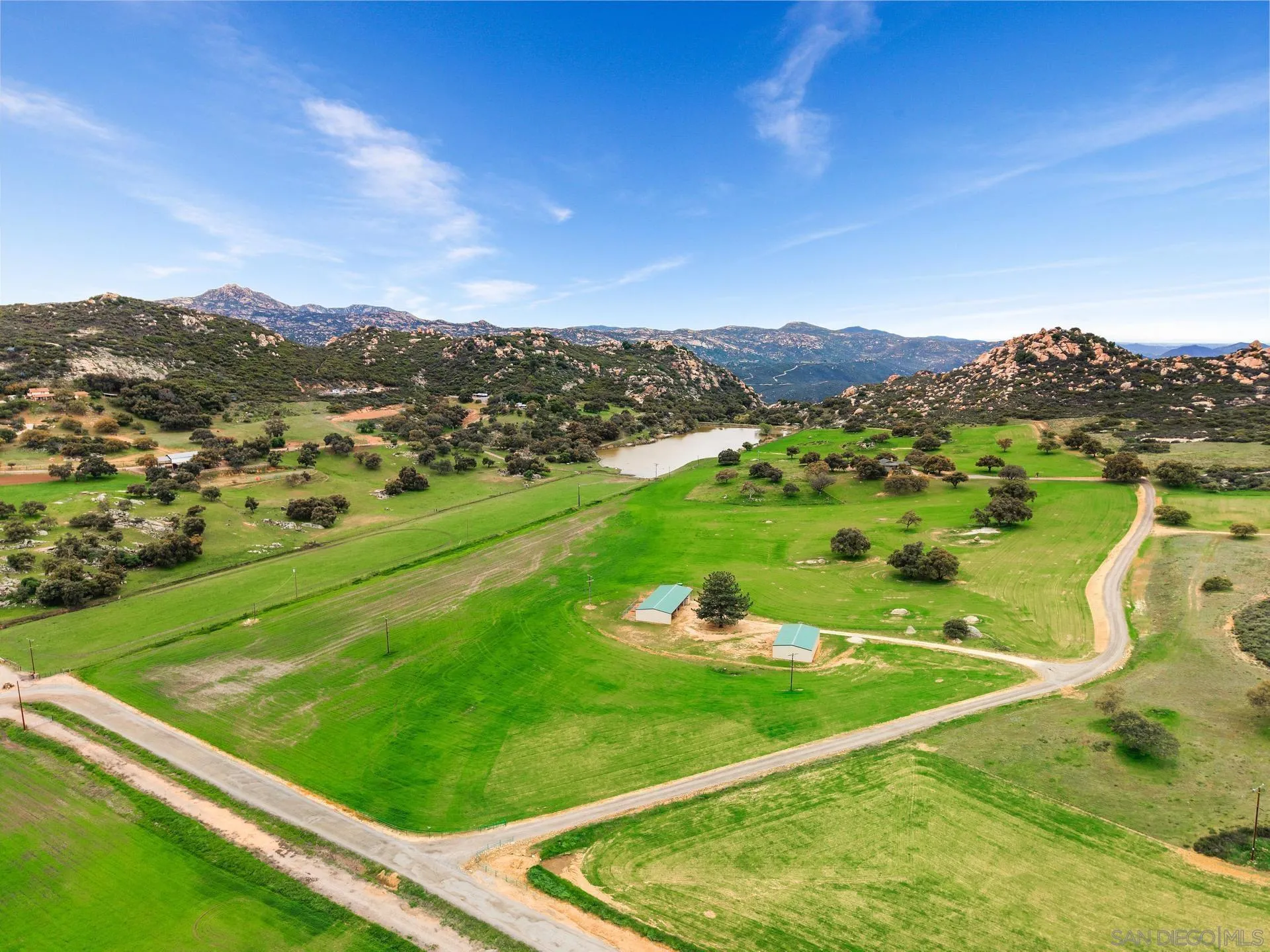 Alpine, California 91901, United States, 3 Bedrooms Bedrooms, ,3 BathroomsBathrooms,Residential,Active,46042