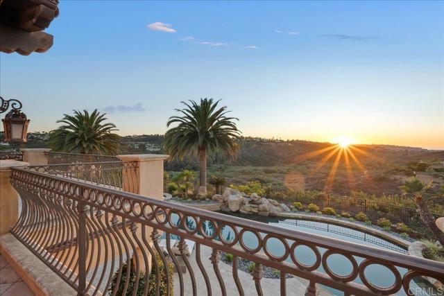 5015 Rancho Quinta Bend
