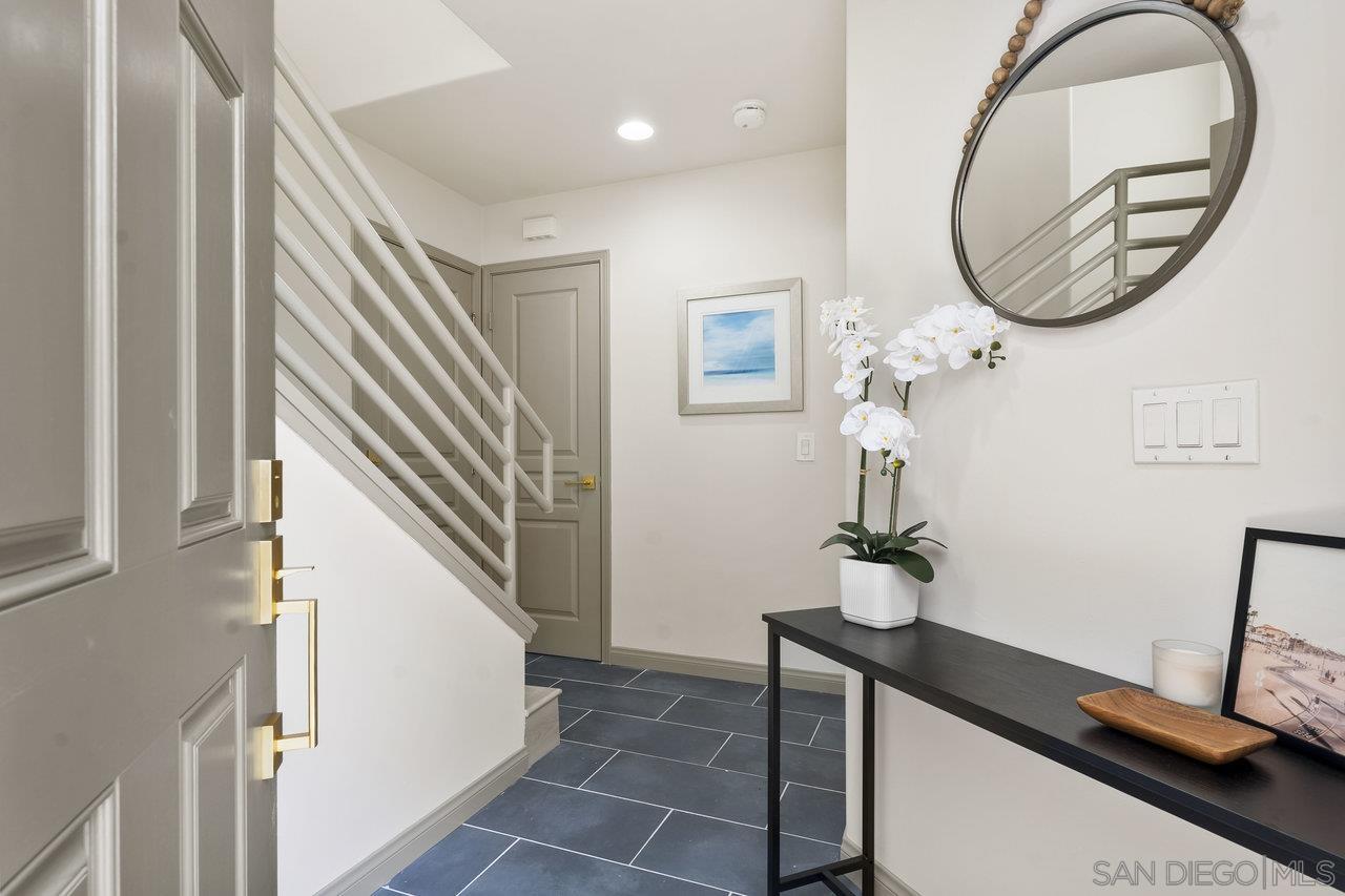 735 Yarmouth Court