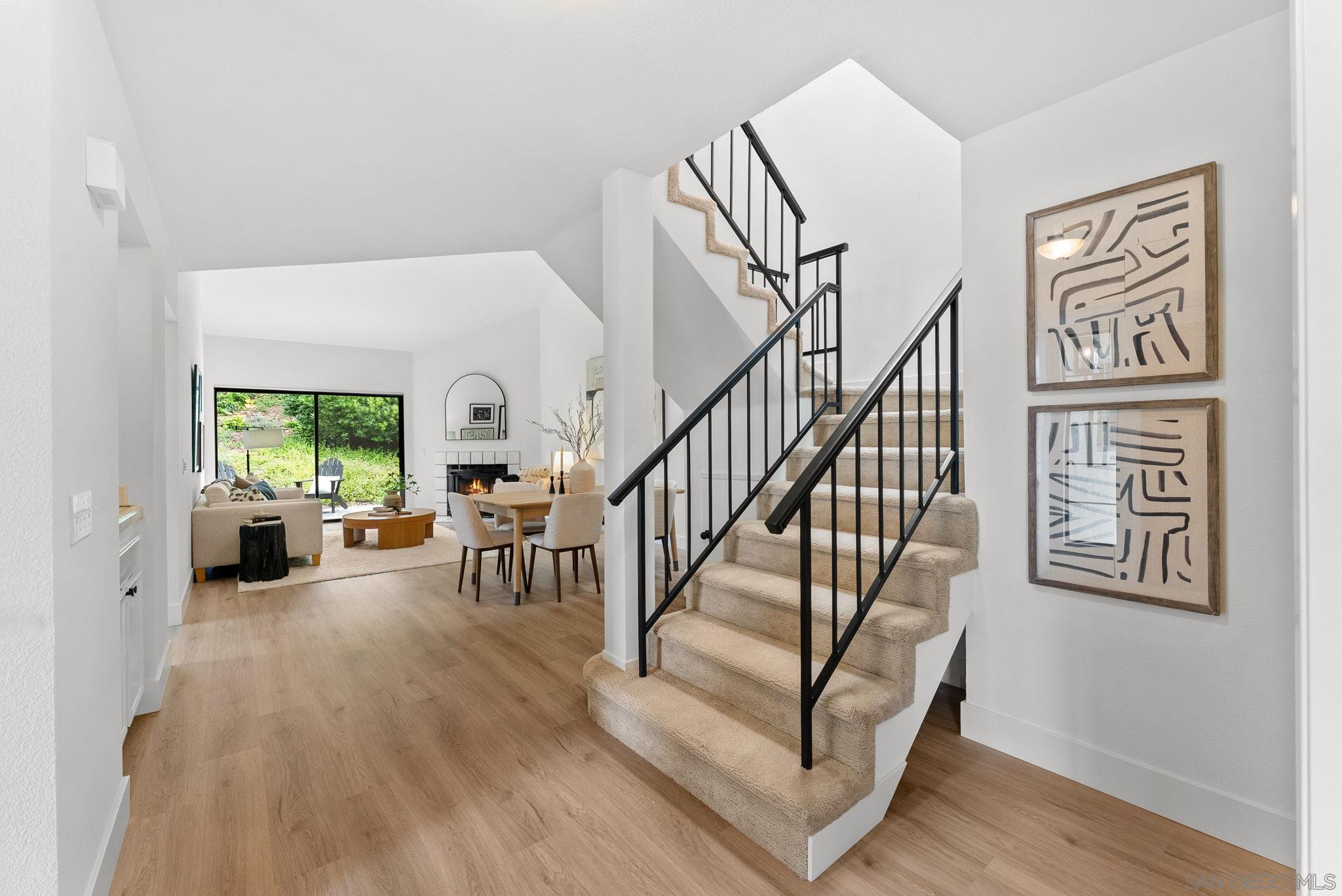 3164 Vista Rica