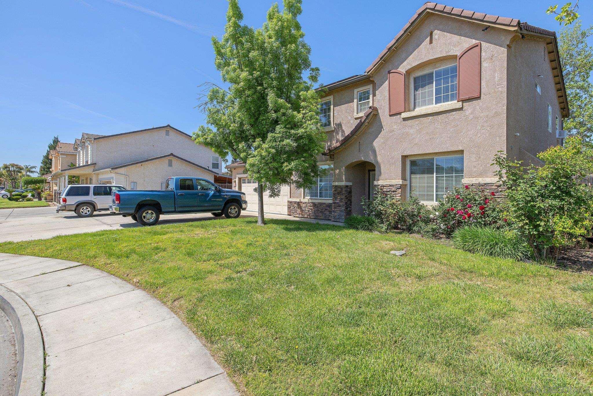2164 W San Lucia Ct, Porterville, CA, 93257