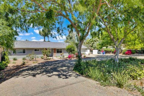 13918  Putney Rd Poway CA 92064