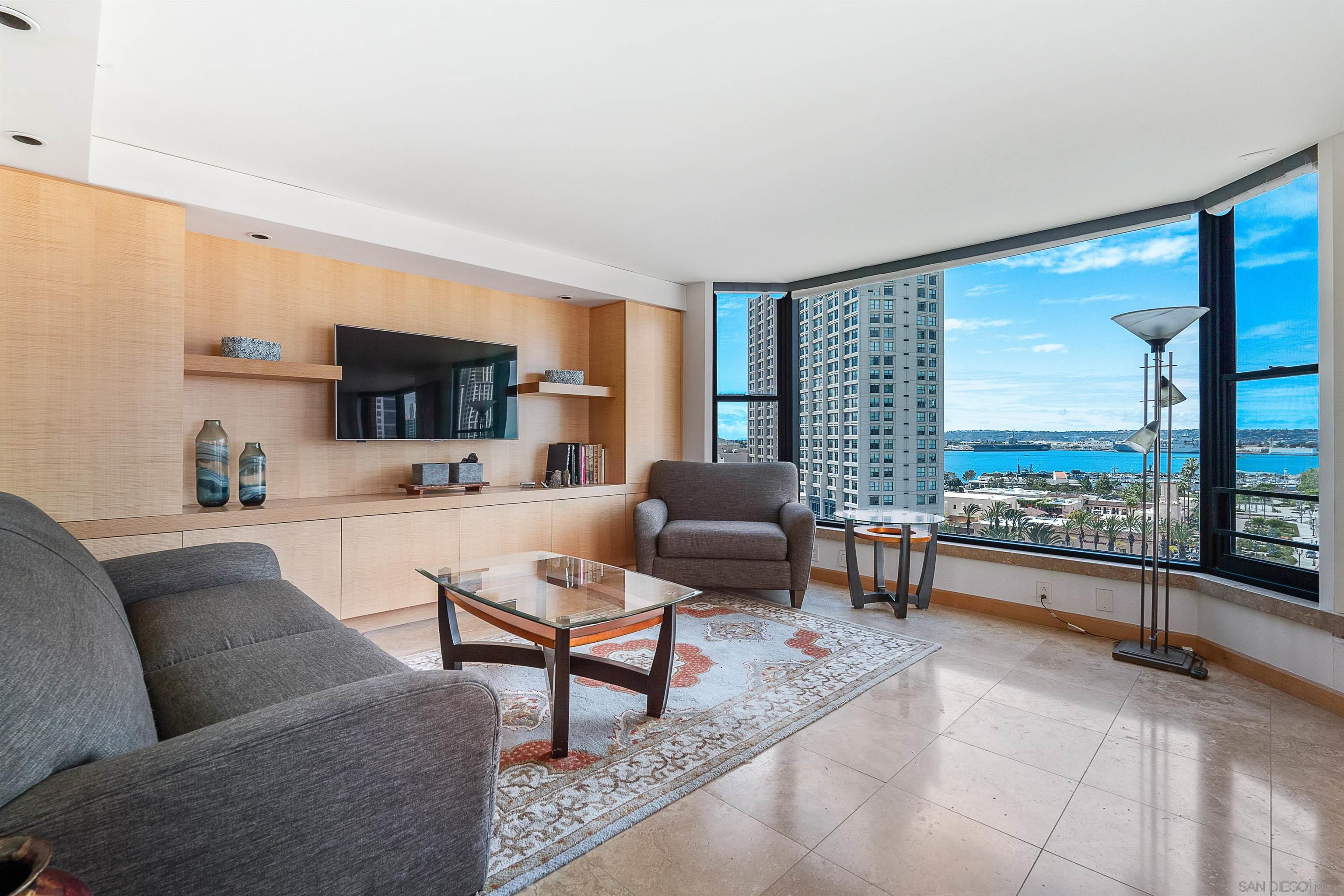 500 W Harbor Dr 1201