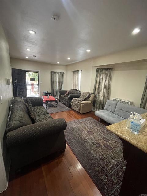 425 N Westlake Ave Avenue