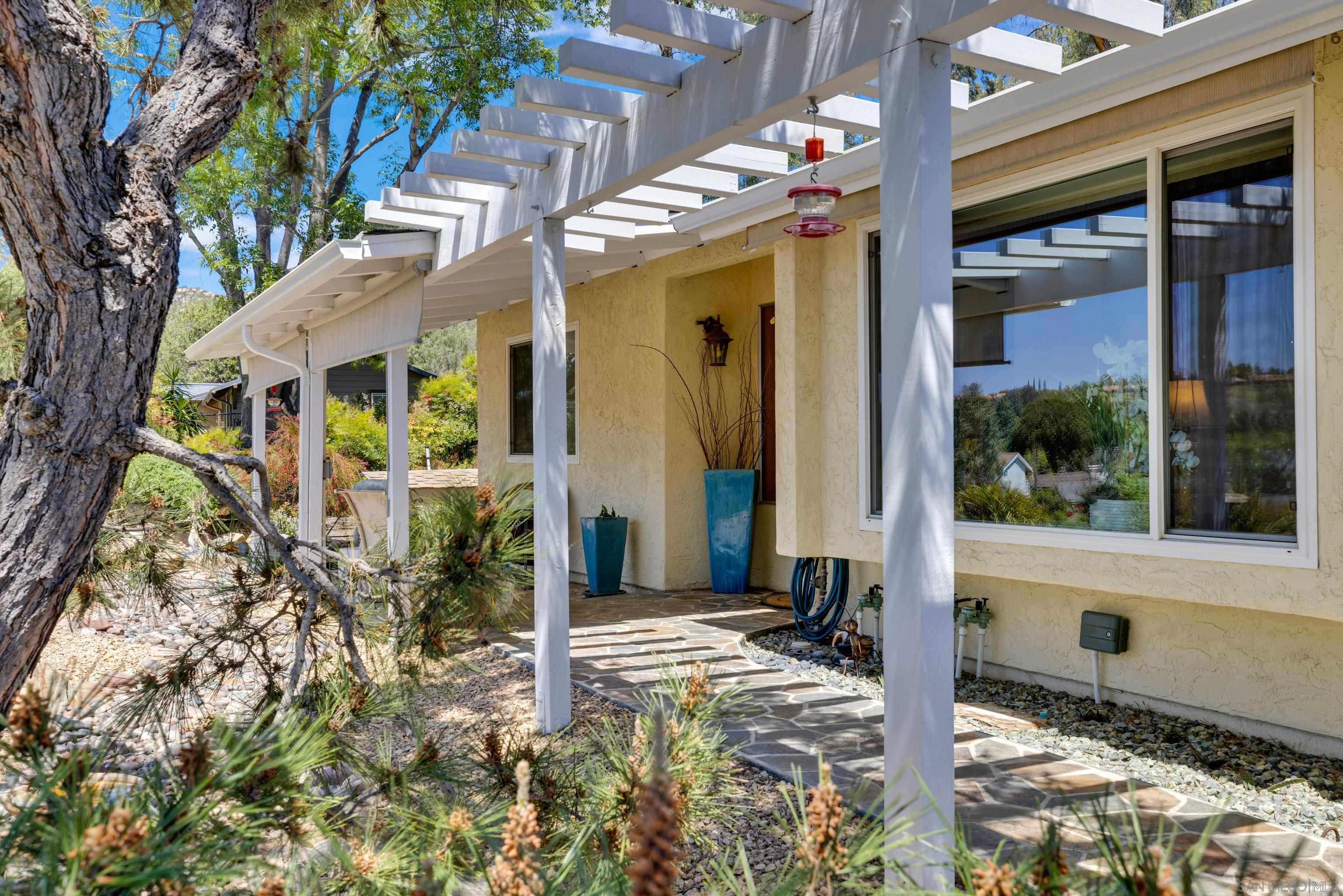 15365 San Moritz