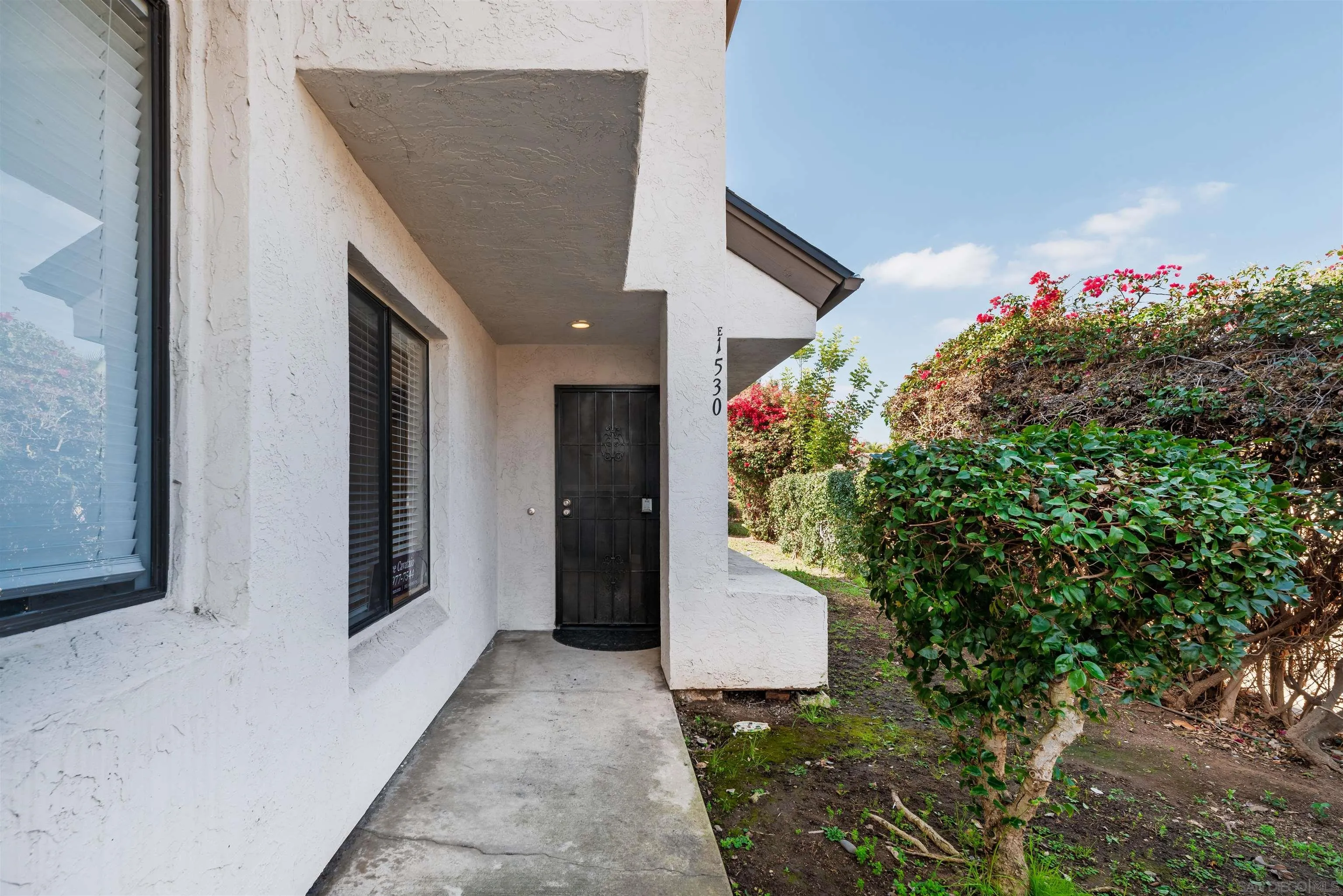 El Cajon, California 92019, United States, 3 Bedrooms Bedrooms, ,3 BathroomsBathrooms,Residential,Pending,5033